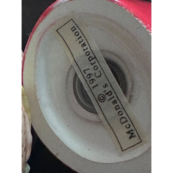 McDonalds 1997 Big Mac Burger & Fries Ceramic Salt & Pepper Shakers - Picture 6 of 7